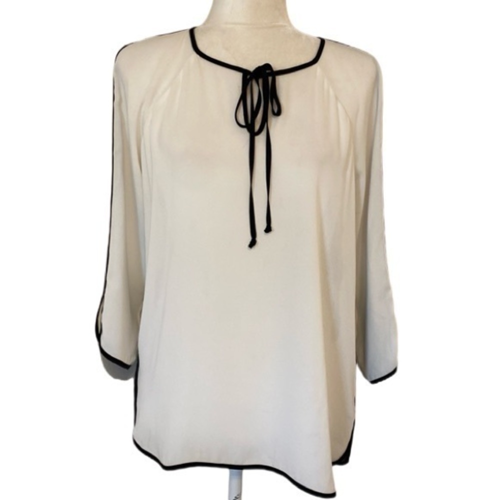 Charming Charlie Women’s Contrast White Black Long Sleeve Casual Work Top Medium